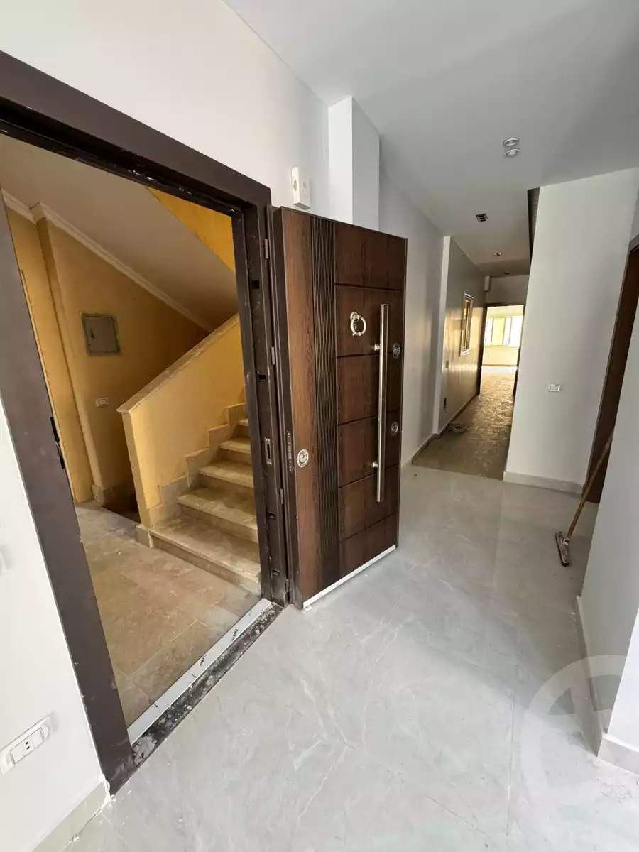 https://aqarmap.com.eg/ar/listing/6351968-for-rent-cairo-new-cairo-compounds-el-mostashareen-compound