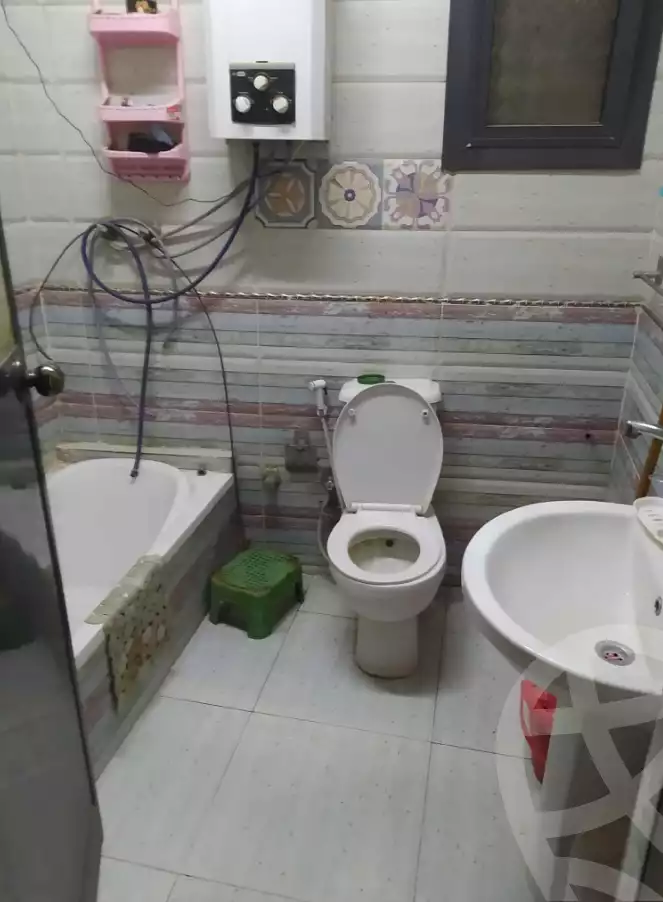 https://aqarmap.com.eg/ar/listing/6352055-for-sale-qalyubia-shubra-el-khaima-el-shareaa-el-gadid-st