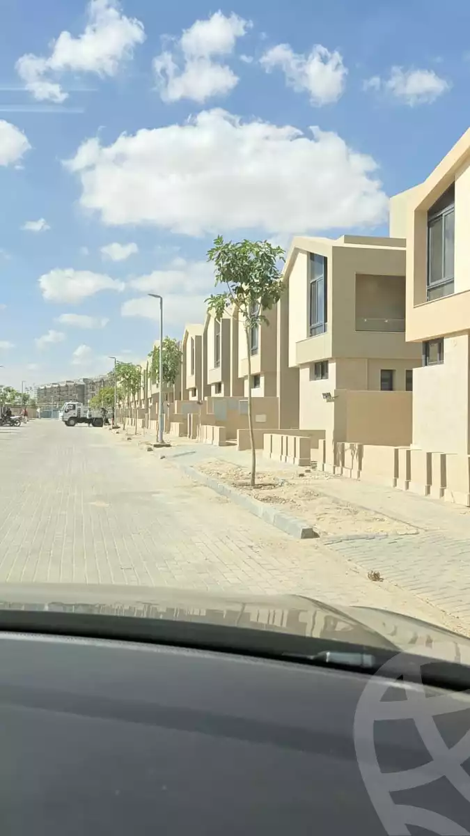https://aqarmap.com.eg/en/listing/6353713-for-sale-cairo-el-sheikh-zayed-city-lshykh-zyd-ljdyd-karmell-compound-sodic