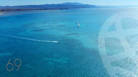 https://aqarmap.com.eg/ar/listing/6353881-for-sale-red-sea-hurghada-resorts-arc-of-soma-resort-soma-bay