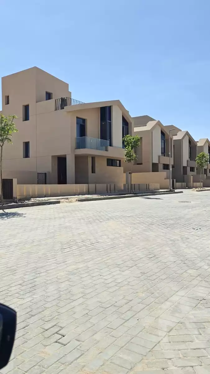https://aqarmap.com.eg/ar/listing/6353920-for-sale-cairo-el-sheikh-zayed-city-lshykh-zyd-ljdyd-karmell-compound-sodic