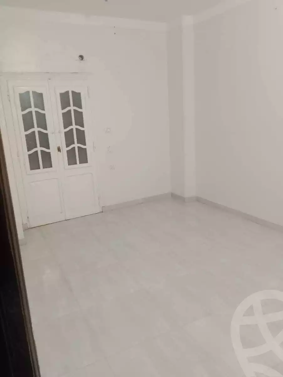 https://aqarmap.com.eg/ar/listing/6354489-for-rent-sharqia-zagazig-zagazig-city-el-eshreen-st