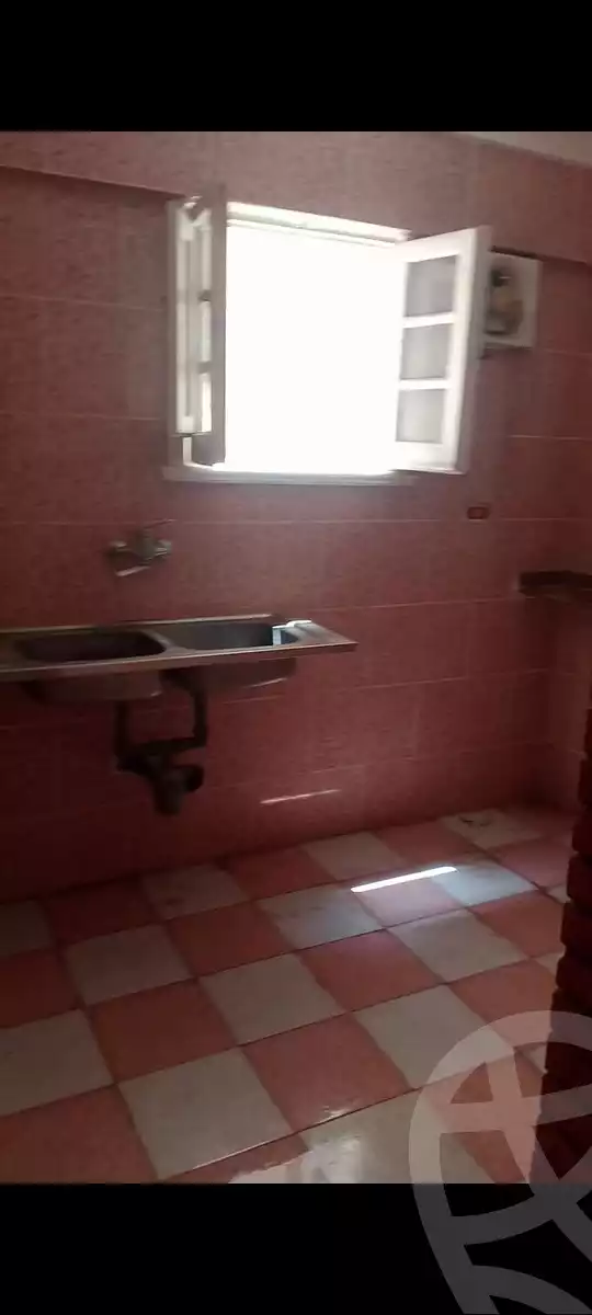 https://aqarmap.com.eg/ar/listing/6354893-for-rent-alexandria-l-jmy-shataa-el-nakheel