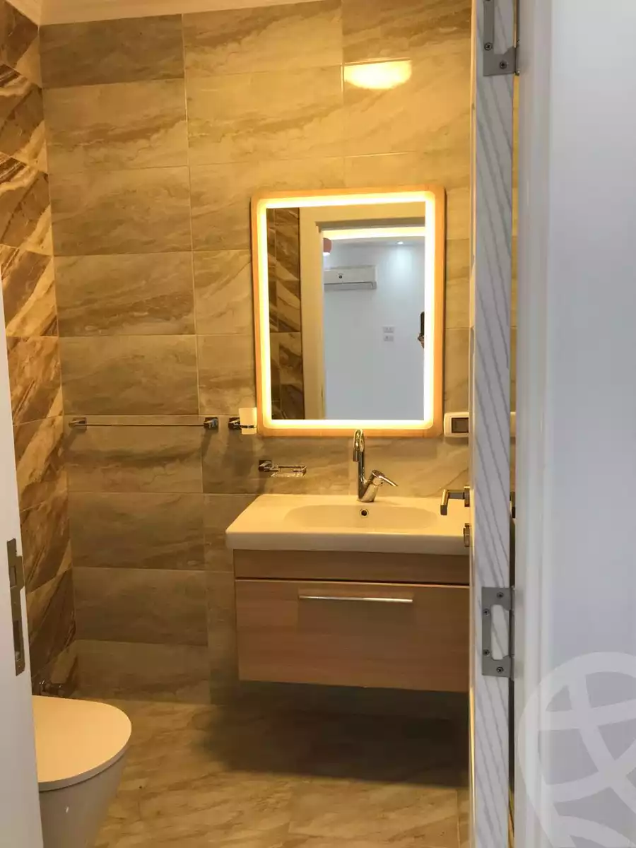 https://aqarmap.com.eg/ar/listing/6355675-for-rent-cairo-new-cairo-compounds-brwmynd-ryzydns-wdy-djl-llttwyr