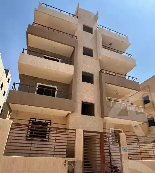 https://aqarmap.com.eg/ar/listing/6356354-for-sale-cairo-badr-city-hai-el-ashgar-featured-neighborhood