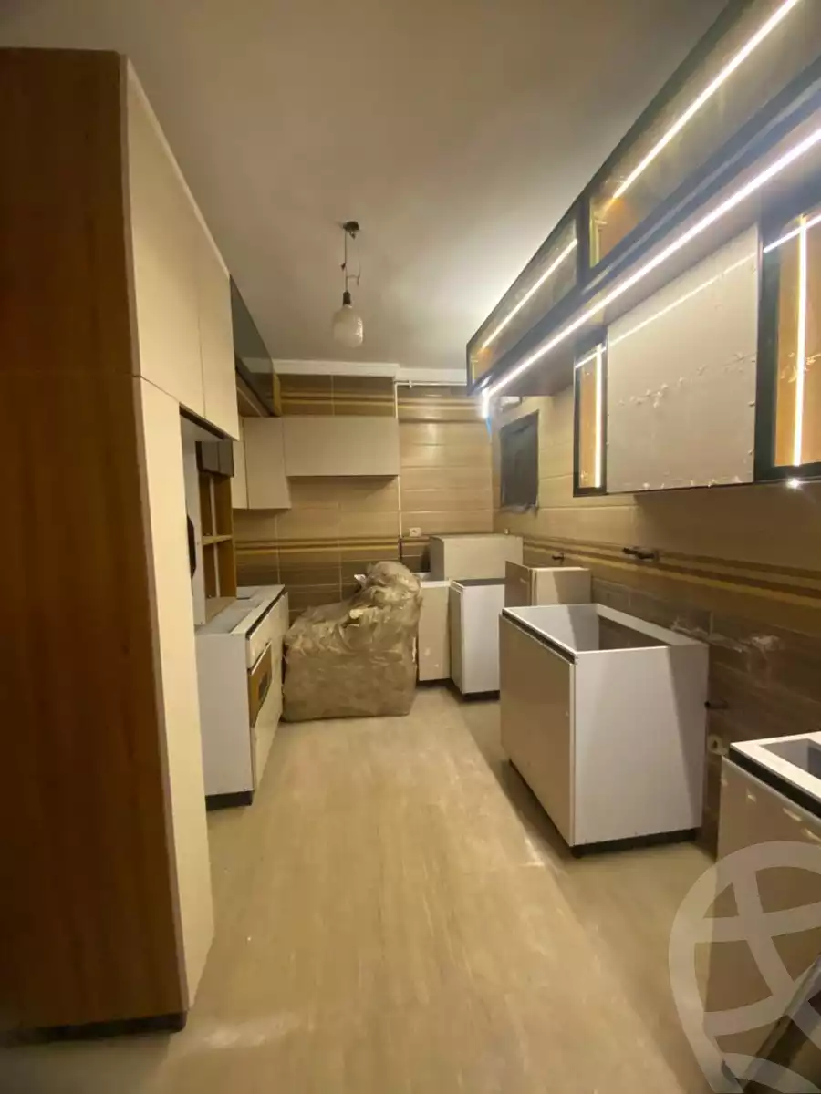 https://aqarmap.com.eg/ar/listing/6356439-for-sale-alexandria-sn-styfnw-mahmoud-farghaly-st