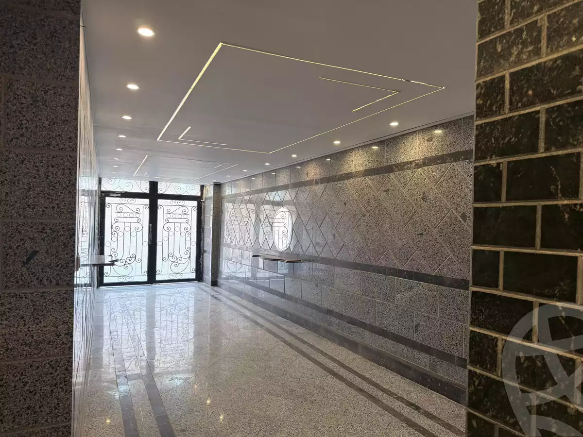 https://aqarmap.com.eg/ar/listing/6356578-for-sale-cairo-nasr-city-hay-el-waha-shr-lkhmsyn