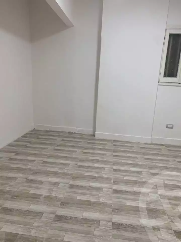 https://aqarmap.com.eg/ar/listing/6356776-for-rent-alexandria-ganaklis