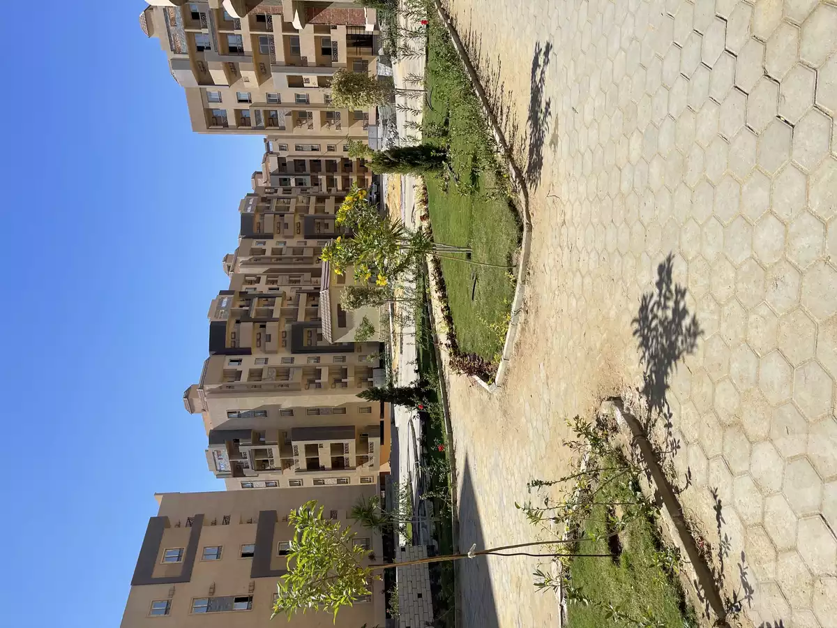 https://aqarmap.com.eg/ar/listing/6356799-for-sale-cairo-new-cairo-90th-street-90th-after-auc