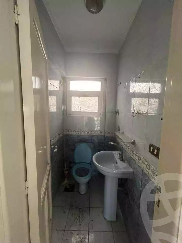 https://aqarmap.com.eg/ar/listing/6357645-for-sale-alexandria-lauran-shr-bw-qyr-tryq-lhry