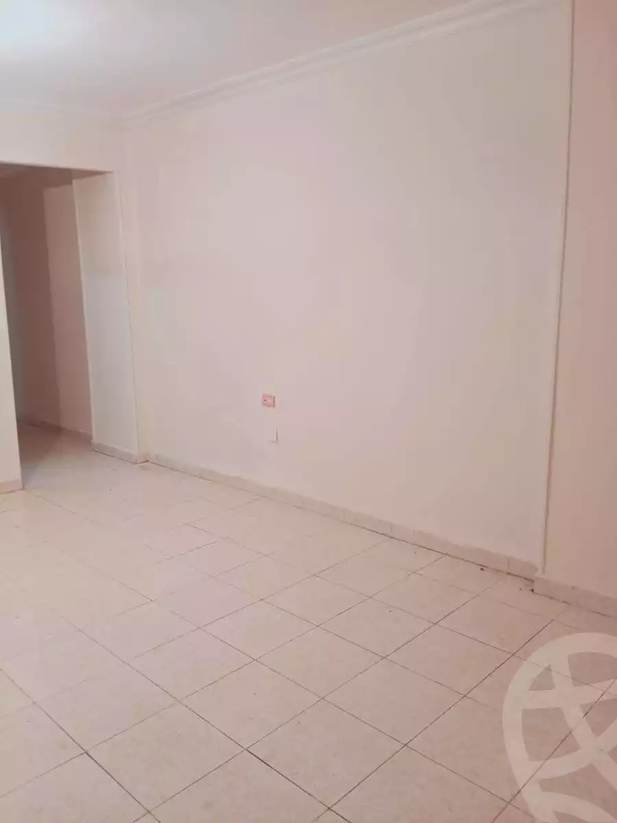 https://aqarmap.com.eg/en/listing/6358860-for-sale-cairo-ain-shams-ahmed-esmat-st