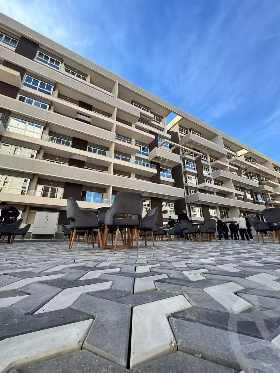 https://aqarmap.com.eg/en/listing/6359376-for-sale-cairo-new-administrative-capital-r7-scenario