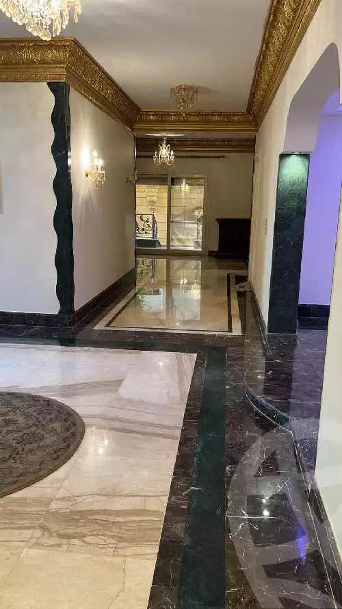 https://aqarmap.com.eg/ar/listing/6362229-for-sale-cairo-new-cairo-sharq-el-akadamiya-salah-nasim-st