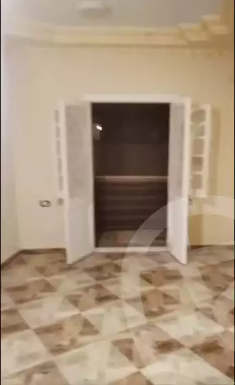 https://aqarmap.com.eg/en/listing/6364552-for-sale-cairo-helwan-hadayek-helwan-el-eshrein-st