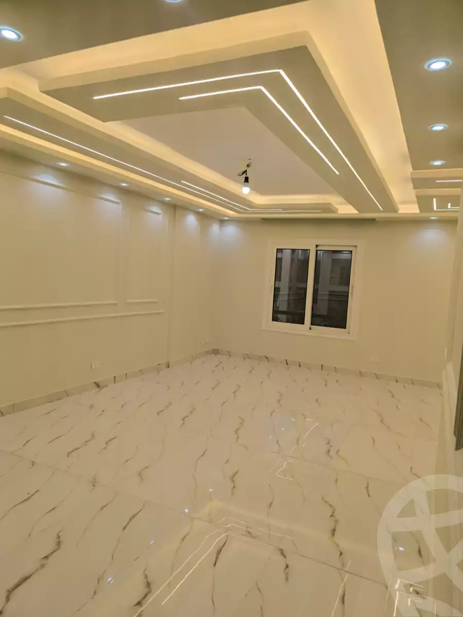 https://aqarmap.com.eg/ar/listing/6364730-for-rent-cairo-new-cairo-lrhb-city-phase-1-ahmed-rami-st