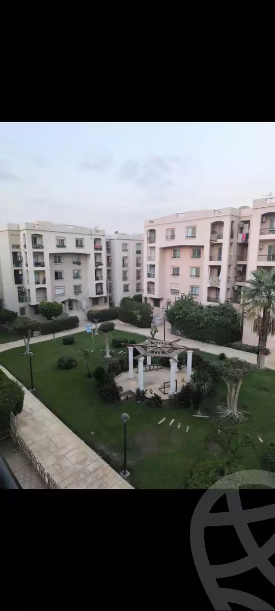 https://aqarmap.com.eg/ar/listing/6364730-for-rent-cairo-new-cairo-lrhb-city-phase-1-ahmed-rami-st