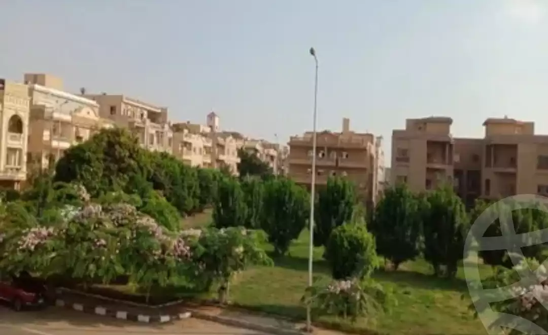 https://aqarmap.com.eg/ar/listing/6366640-for-sale-cairo-new-cairo-first-settlement-mhwr-mstfy-kml