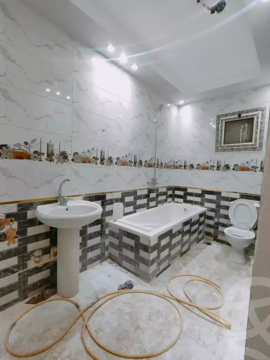 https://aqarmap.com.eg/en/listing/6368259-for-sale-qalyubia-shubra-el-khaima-el-shareaa-el-gadid-st