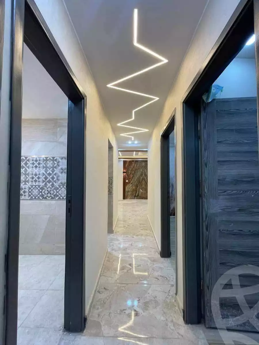 https://aqarmap.com.eg/en/listing/6369605-for-sale-cairo-el-haram-el-lebeny-soltan-khattab-st