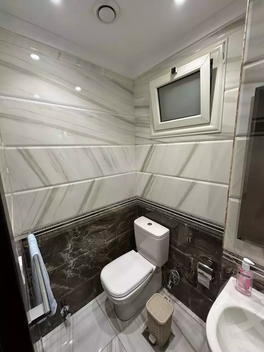 https://aqarmap.com.eg/en/listing/6344173-for-sale-cairo-new-cairo-lrhb-city-phase-3-shr-mhmd-lqsbjy