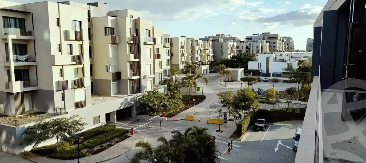 https://aqarmap.com.eg/en/listing/6370099-for-sale-cairo-el-sheikh-zayed-city-compounds-the-polygon
