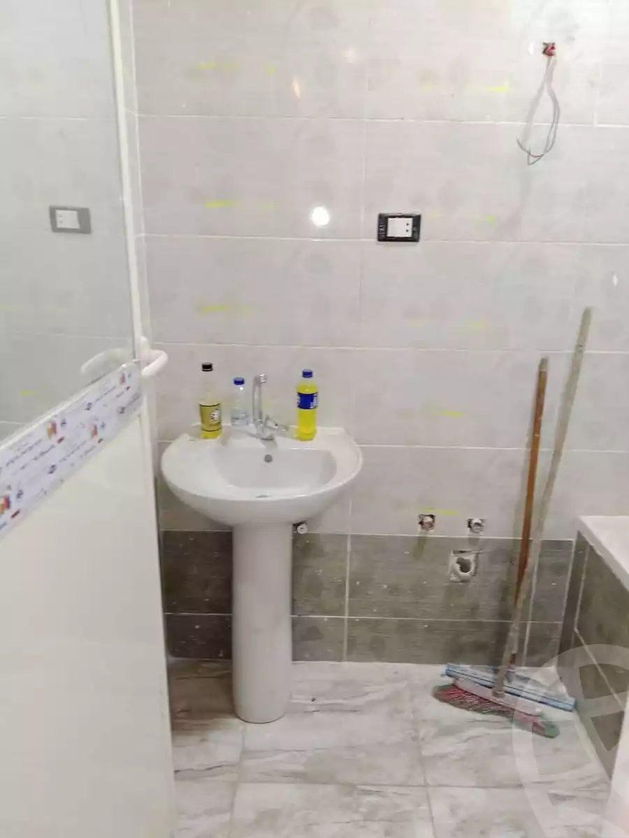 https://aqarmap.com.eg/ar/listing/6372530-for-sale-qalyubia-shubra-el-khaima-shubra-el-khaima-city-ahmed-oraby-st