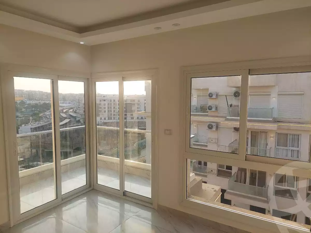 https://aqarmap.com.eg/ar/listing/6372256-for-rent-cairo-new-cairo-compounds-mwntn-fyw-y-syty-club-park-mountain-view-icity