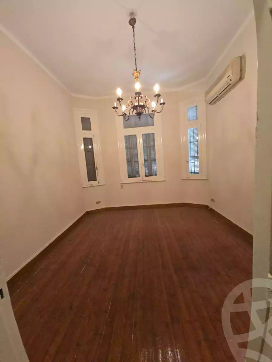 https://aqarmap.com.eg/en/listing/6374012-for-rent-cairo-downtown-abdeen-mohammed-farid-st