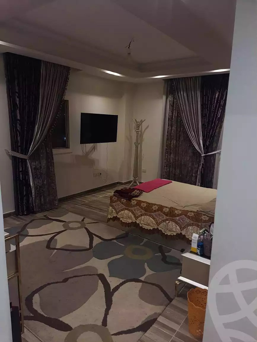 https://aqarmap.com.eg/en/listing/6374120-for-sale-cairo-badr-city-hai-el-zohour-fifth-neighborhood-hay-el-koronfil-el-koronfil-villas