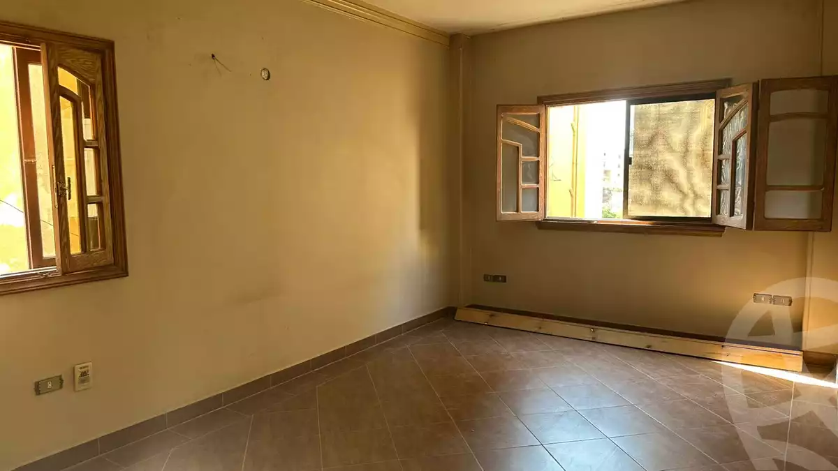 https://aqarmap.com.eg/en/listing/6374391-for-sale-cairo-new-cairo-el-ahyaa-fifth-neighborhood-street-10