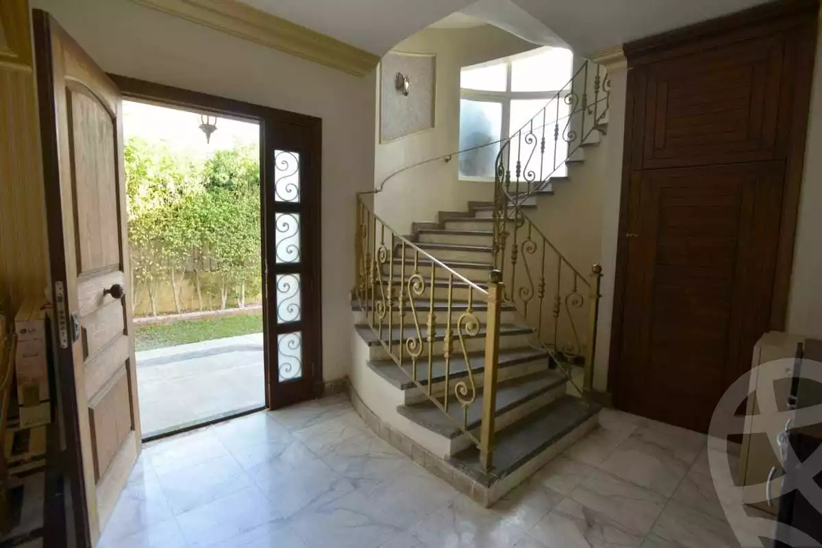 https://aqarmap.com.eg/en/listing/6375314-for-rent-cairo-new-cairo-compounds-golden-heights-2