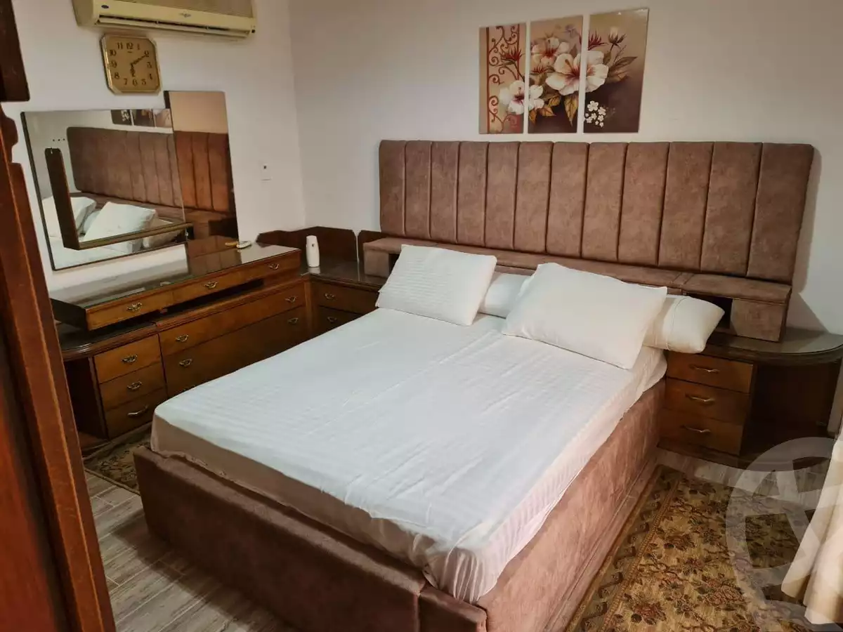 https://aqarmap.com.eg/en/listing/6375399-for-rent-cairo-new-cairo-lrhb-city-phase-2-amr-ibn-el-aas-st