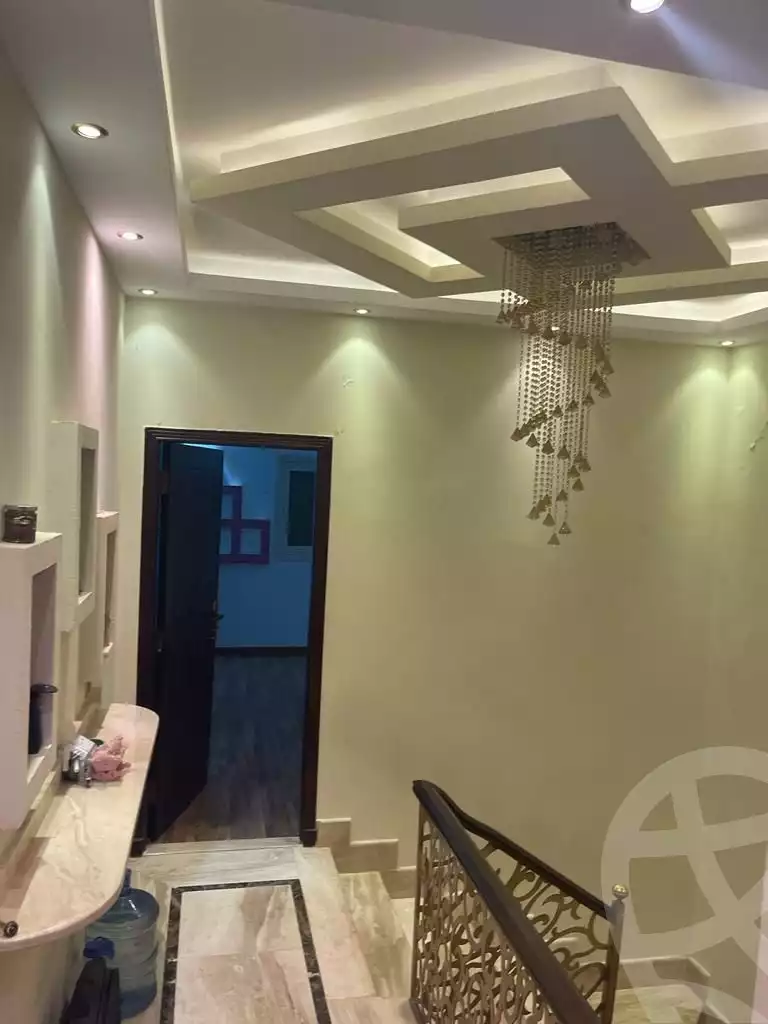 https://aqarmap.com.eg/en/listing/6375434-for-sale-cairo-new-cairo-compounds-el-mostashareen-compound
