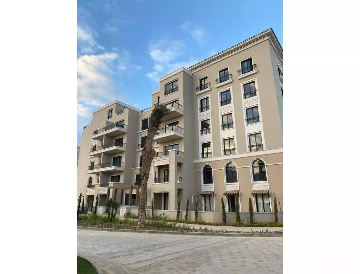 https://aqarmap.com.eg/ar/listing/6376271-for-sale-cairo-el-sheikh-zayed-city-compounds-kmbwnd-fyldj-wyst-dr-llttwyr
