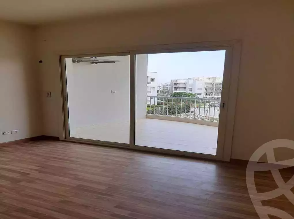 https://aqarmap.com.eg/en/listing/6376283-for-sale-cairo-el-sheikh-zayed-city-compounds-dh-drys