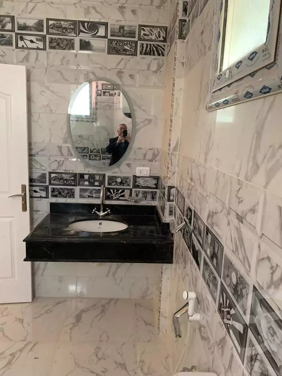 https://aqarmap.com.eg/en/listing/6376515-for-sale-cairo-el-sheikh-zayed-city-compounds-beverly-hills