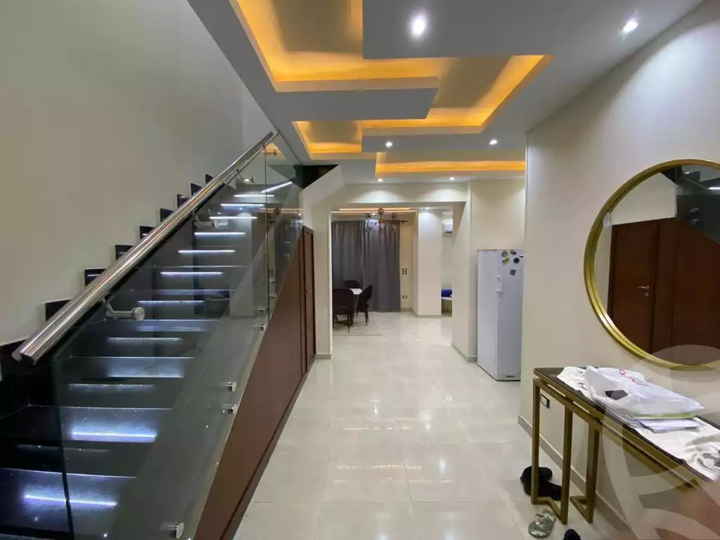 https://aqarmap.com.eg/ar/listing/6376534-for-sale-cairo-new-cairo-compounds-kmbwnd-fyldj-jyt-blm-hylz