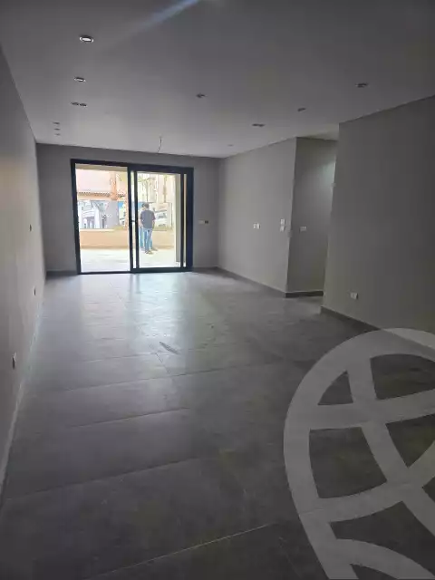 https://aqarmap.com.eg/ar/listing/6377505-for-rent-cairo-el-sheikh-zayed-city-compounds-kmbwnd-fyldj-wyst-dr-llttwyr