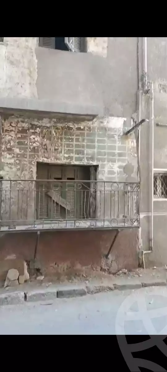 https://aqarmap.com.eg/ar/listing/6379183-for-sale-cairo-shoubra-rod-el-farag-abou-el-farag-st
