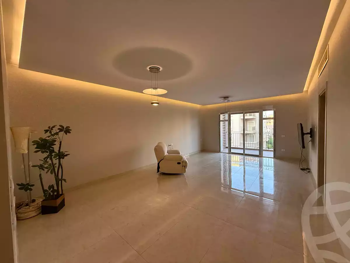 https://aqarmap.com.eg/ar/listing/6379641-for-rent-cairo-6th-of-october-compounds-october-plaza
