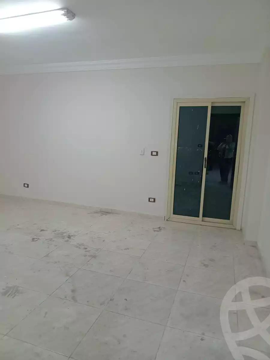 https://aqarmap.com.eg/ar/listing/6379976-for-rent-cairo-ain-shams-jsr-lswys