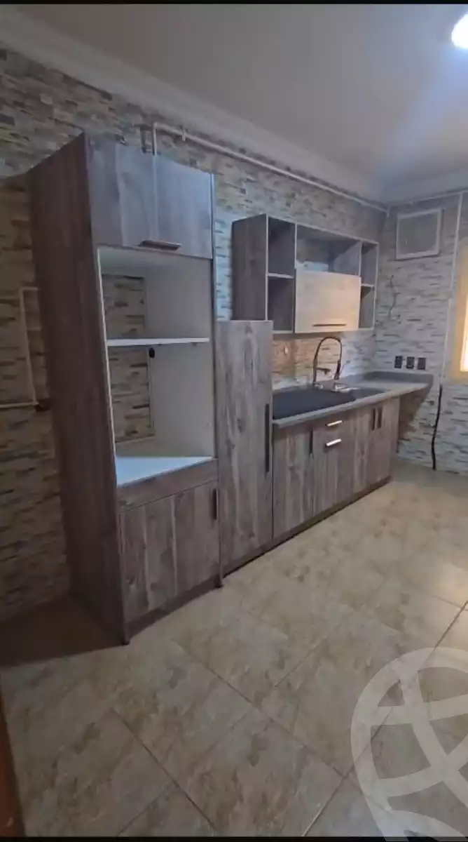 https://aqarmap.com.eg/ar/listing/6380014-for-sale-cairo-new-cairo-ganob-el-akadamiya-south-academy-g-sedki-suliman-st