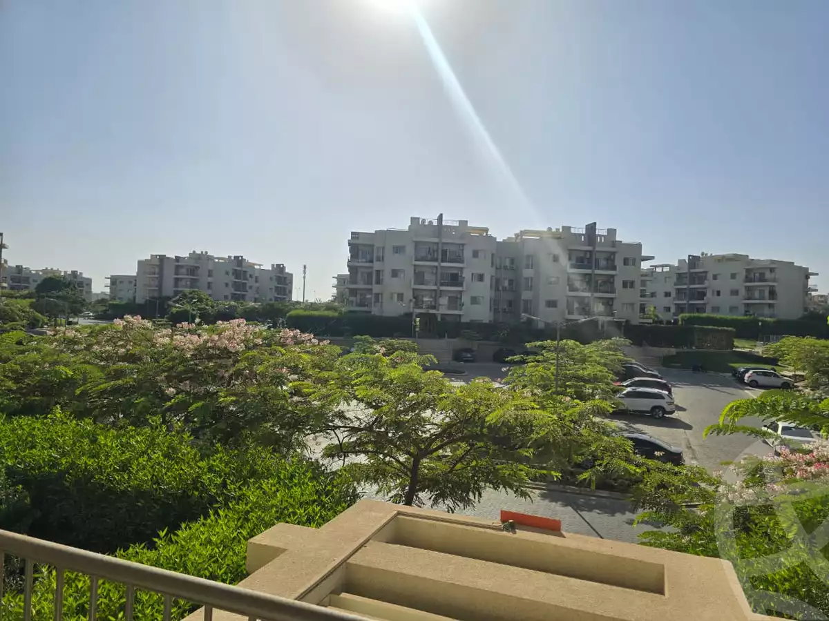 https://aqarmap.com.eg/ar/listing/6382137-for-rent-cairo-el-sheikh-zayed-city-compounds-dh-drys