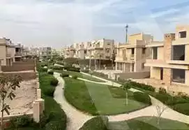 https://aqarmap.com.eg/en/listing/6382496-for-sale-cairo-6th-of-october-compounds-rayos