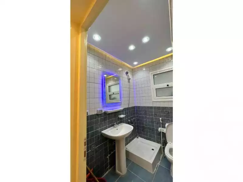 https://aqarmap.com.eg/ar/listing/6384588-for-sale-cairo-new-cairo-madinaty-eleventh-zone-buildings-madinaty-b-11