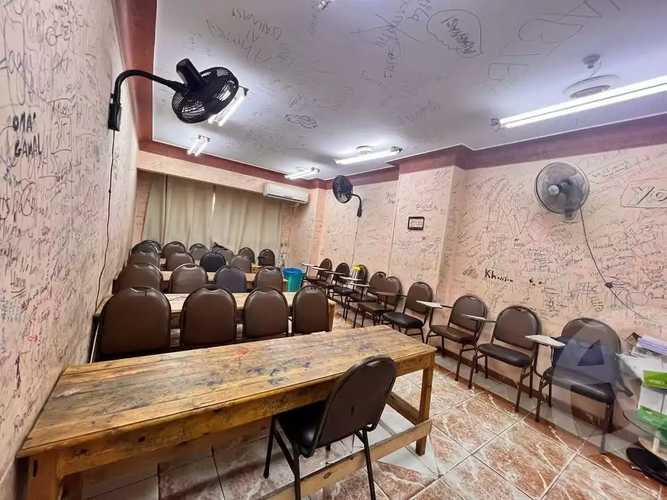 https://aqarmap.com.eg/en/listing/6385647-for-sale-alexandria-ganaklis