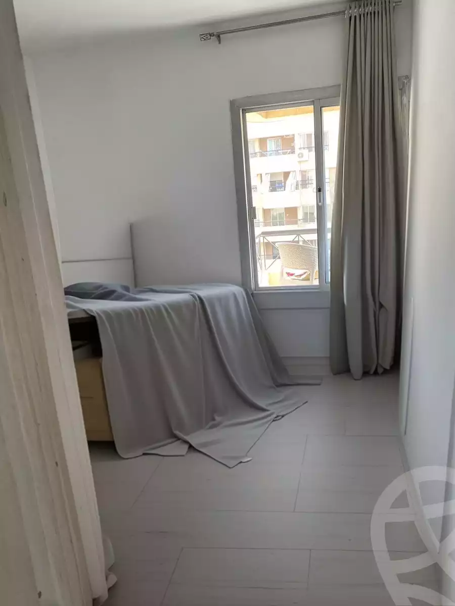 https://aqarmap.com.eg/ar/listing/6388598-for-sale-cairo-new-cairo-lrhb-city-phase-3-youssef-wahbi-st