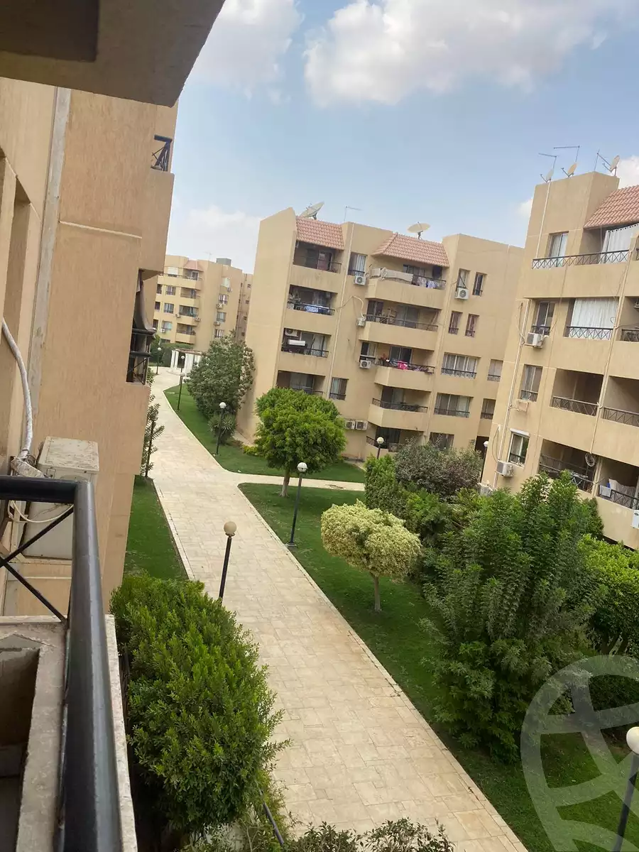 https://aqarmap.com.eg/ar/listing/6388598-for-sale-cairo-new-cairo-lrhb-city-phase-3-youssef-wahbi-st