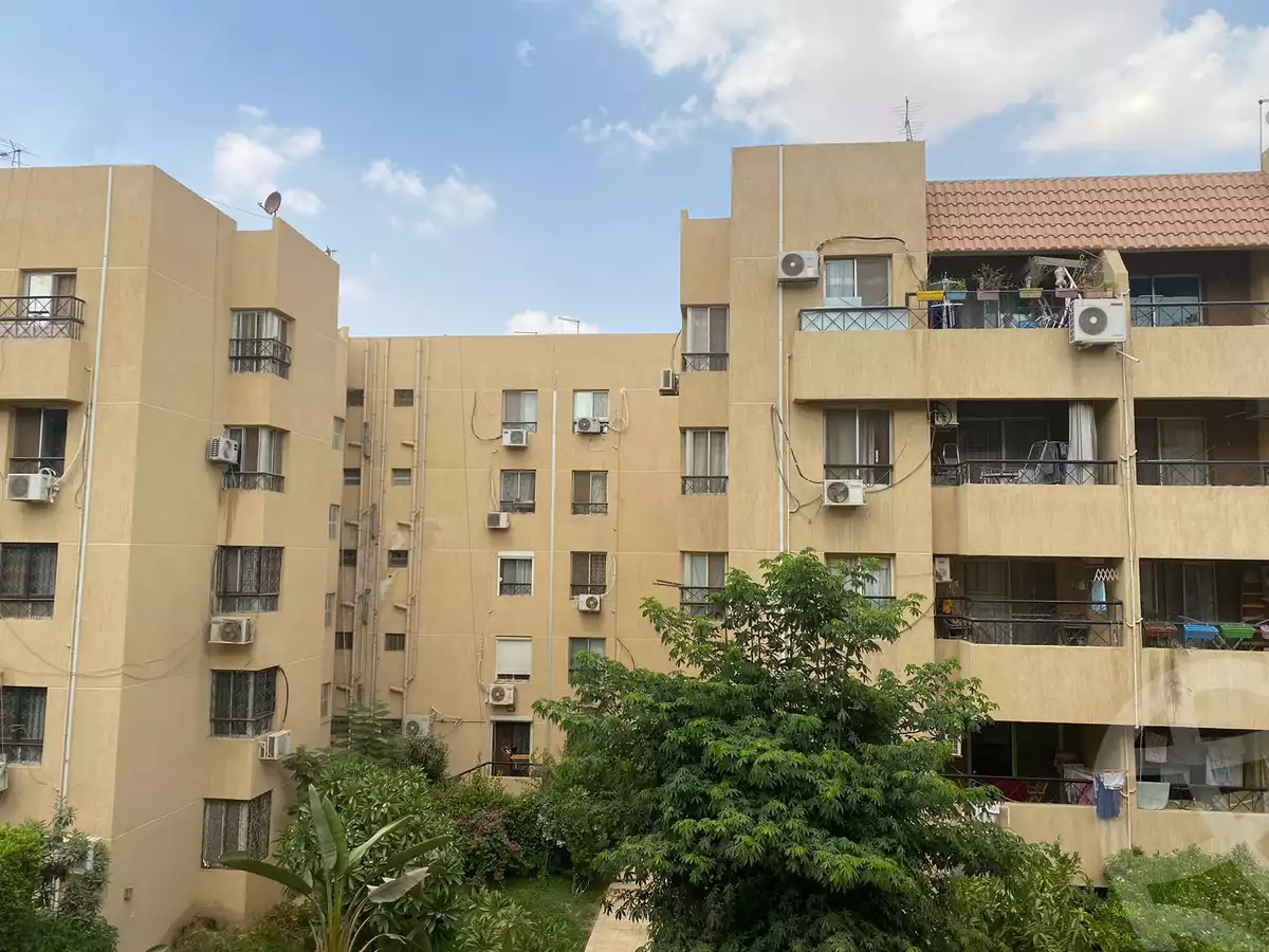 https://aqarmap.com.eg/ar/listing/6388598-for-sale-cairo-new-cairo-lrhb-city-phase-3-youssef-wahbi-st