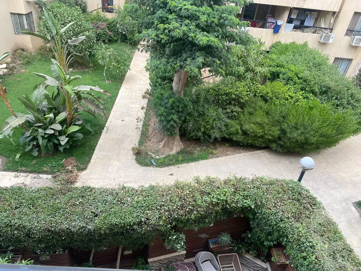 https://aqarmap.com.eg/ar/listing/6388598-for-sale-cairo-new-cairo-lrhb-city-phase-3-youssef-wahbi-st